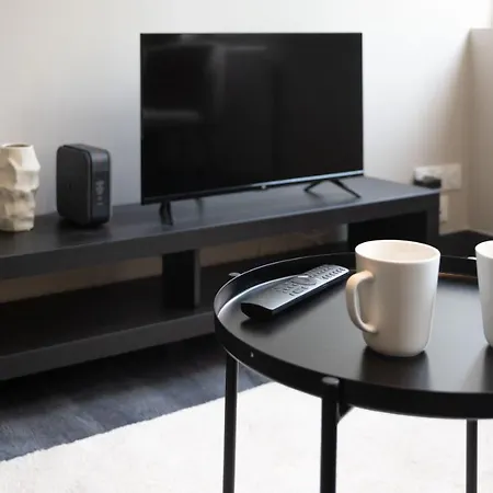 Yin - Logement Calme, Spacieux Et Raffine Apartment