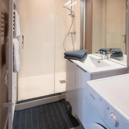 Yin - Logement Calme, Spacieux Et Raffine Apartment *